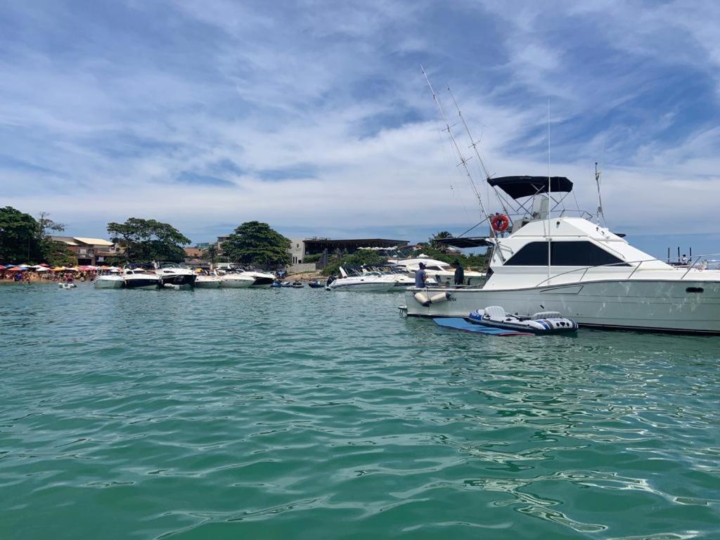 Apartamento Pe Na Areia E Aguas Tranquilas No Centro De Guarapari Exterior foto